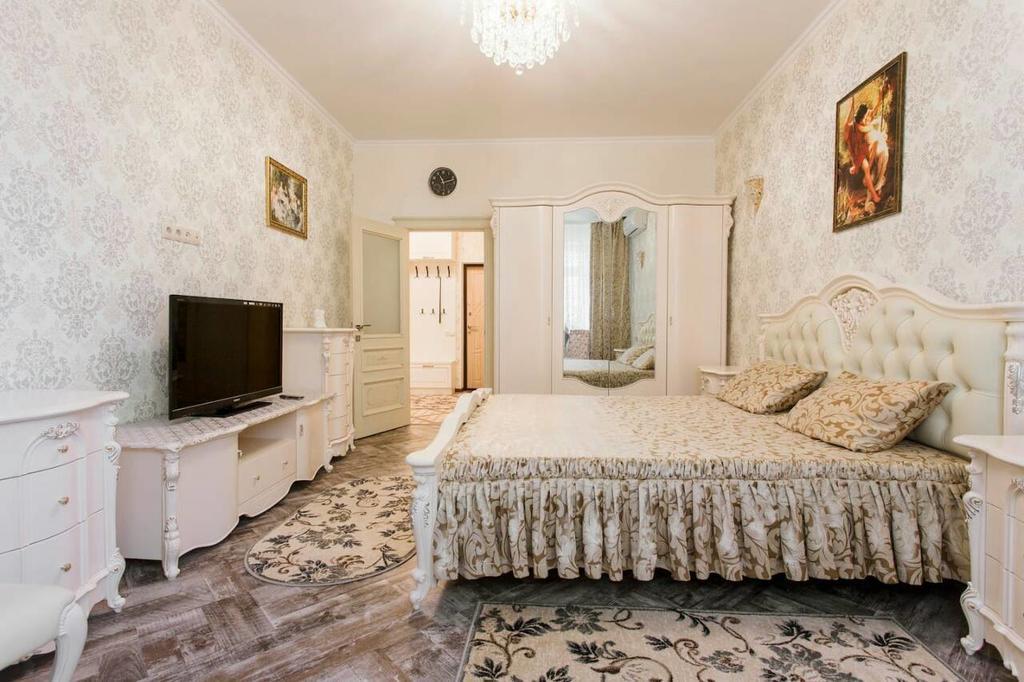 Apartment For Odessa